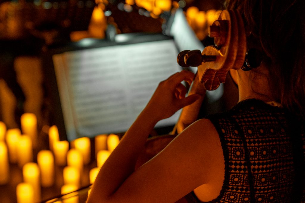 Alicante se convertirá en escenario de los mágicos conciertos Candlelight a la luz de las velas
