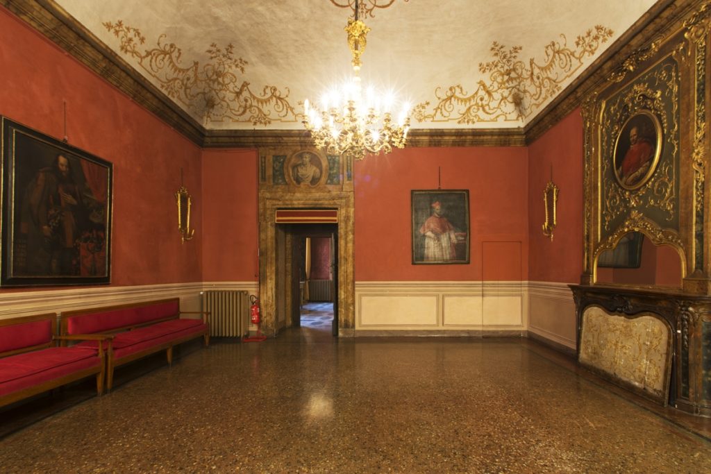 I biglietti per “Murder Mystery: Delitto a Palazzo Isolani ” sono ora disponibili! Cosa aspetti!?