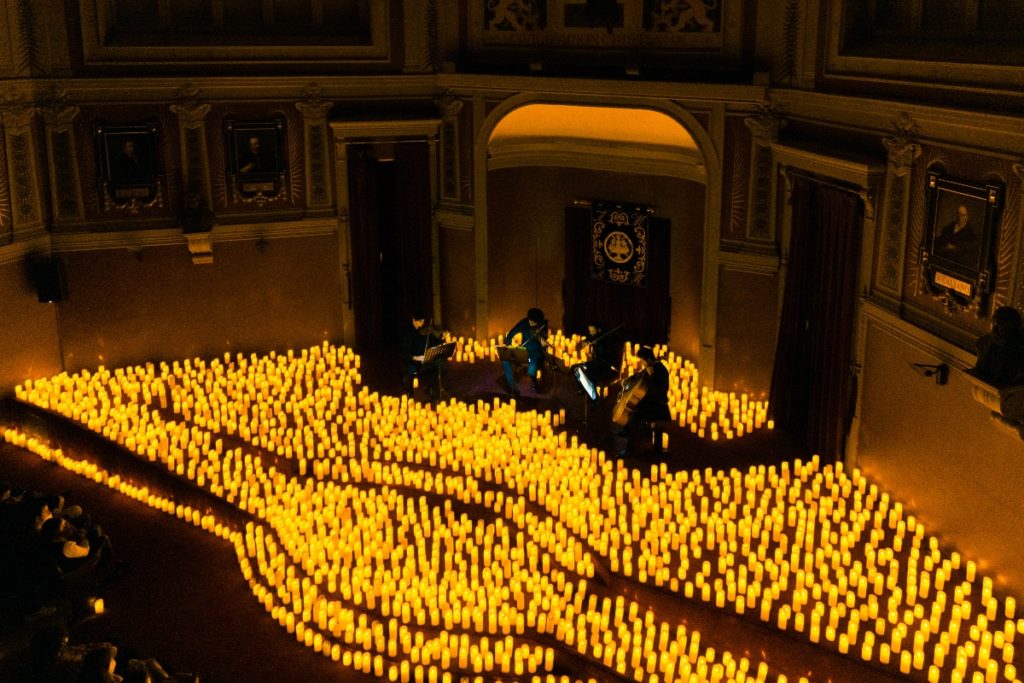 Candlelight Alicante Warner Bros