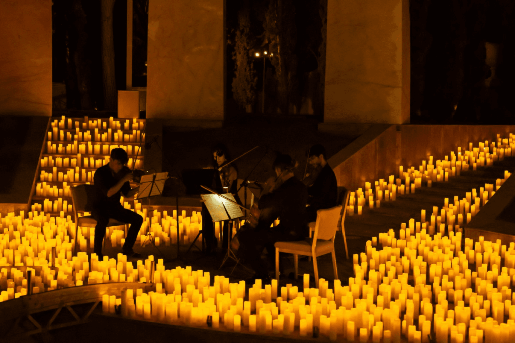 Erlebt Livemusik bei diesen traumhaften Open Air Candlelight-Konzerten in Nürnberg