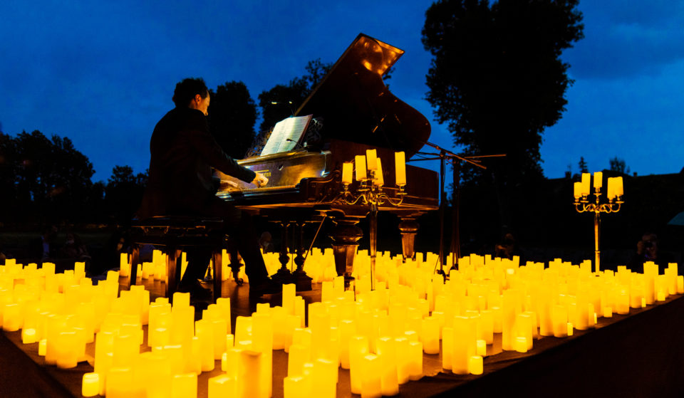 La magie de Candlelight Open Air illumine Montpellier avec des concerts en extérieur