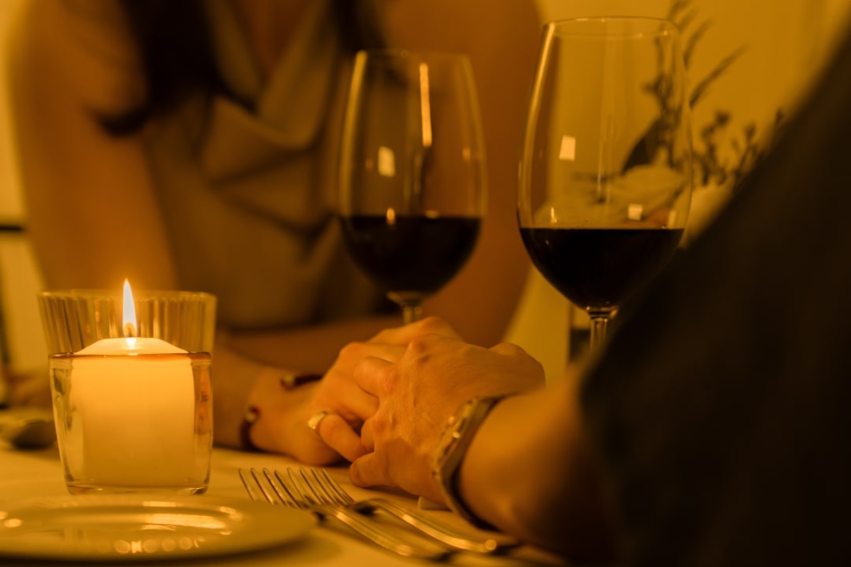 Romantisches Date bei Dining in the Dark in Hannover