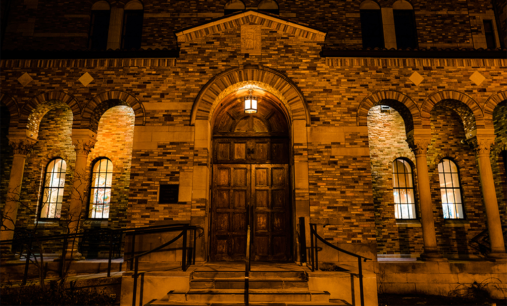 The façade of the Fountain Street Church in Grand Rapids at nighttime
