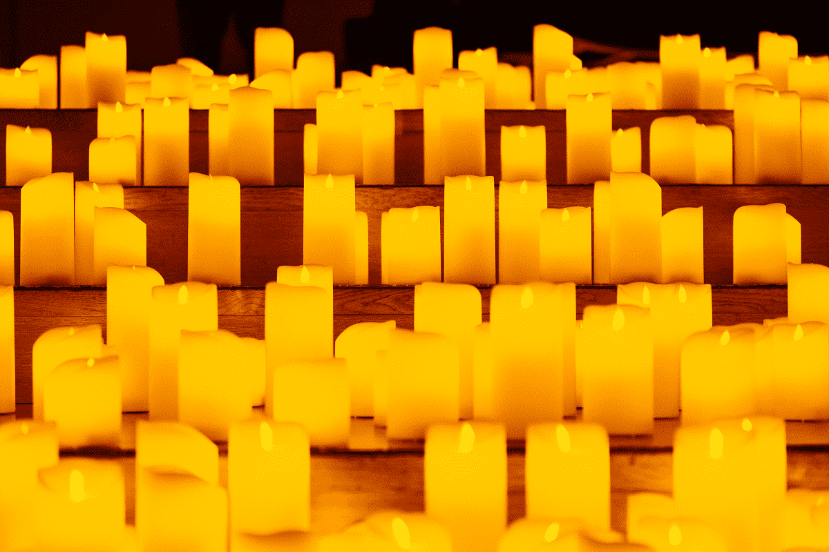 A sea of candles at a Candlelight concert
