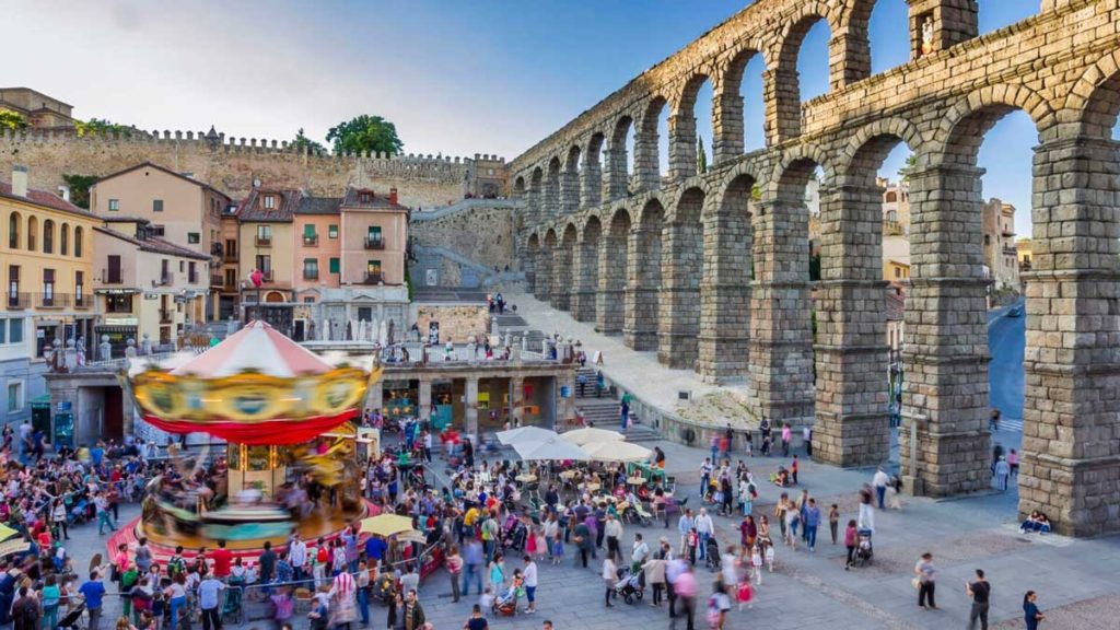 Entradas a la venta para Titirimundi: el mejor festival de marionetas de España por el que escapar a Segovia
